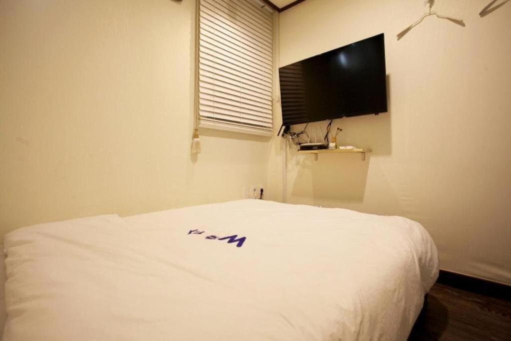 W Mini Hotel 2*