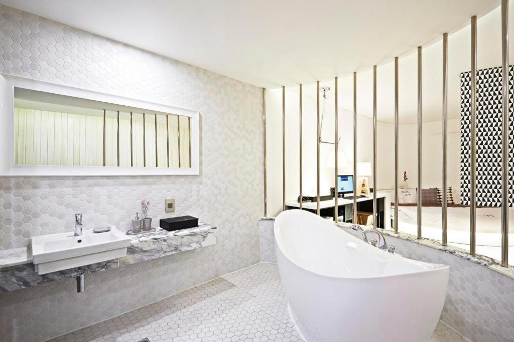 Boutique 9 3* Seul