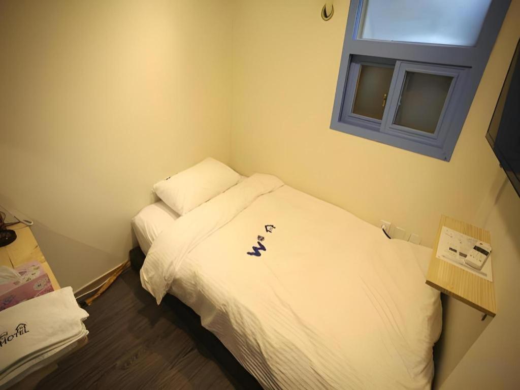 Hotel W Mini 2*