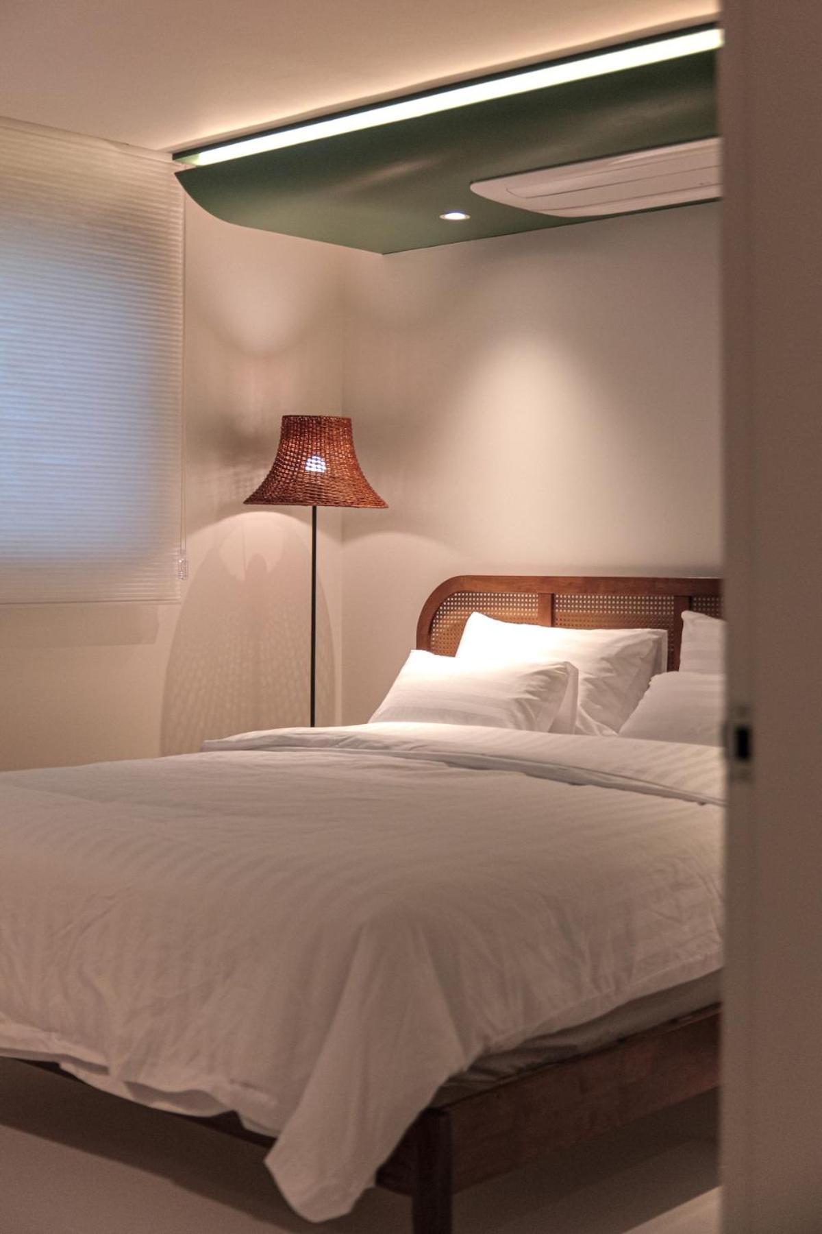 Hipphere #new#gyeongbokgung Palace #airportbuswalk #jongno #myeongdong #bukchon #gwanghwamun #seongsu #familytravel #friendshiptravel Apartment Seoul