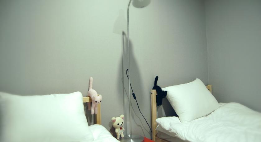 Istay Hongdae Hostel *
