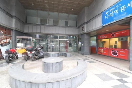 Apartment Near Gangnam And Nambu Bus Terminal Queen Size Bed Seoul