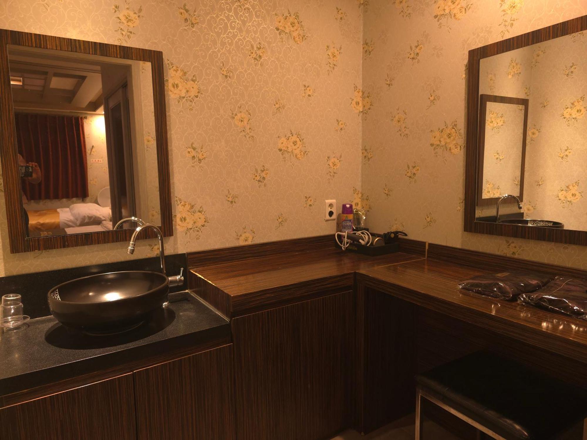 Hotel Yeongdeungpo Jardin