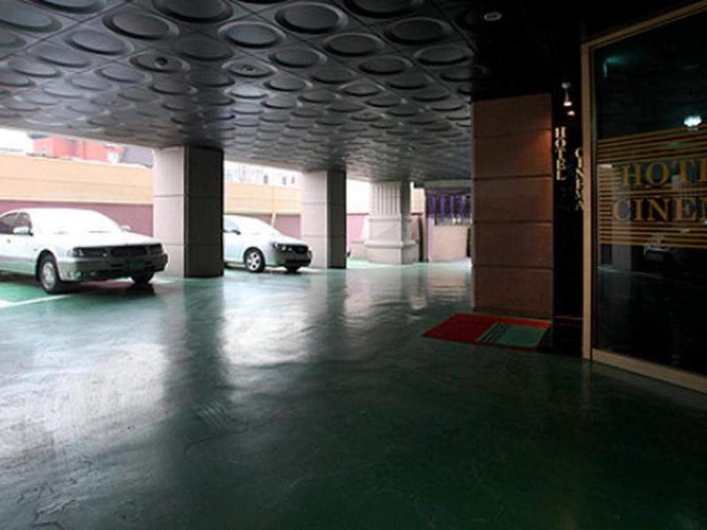 Motel Cinema