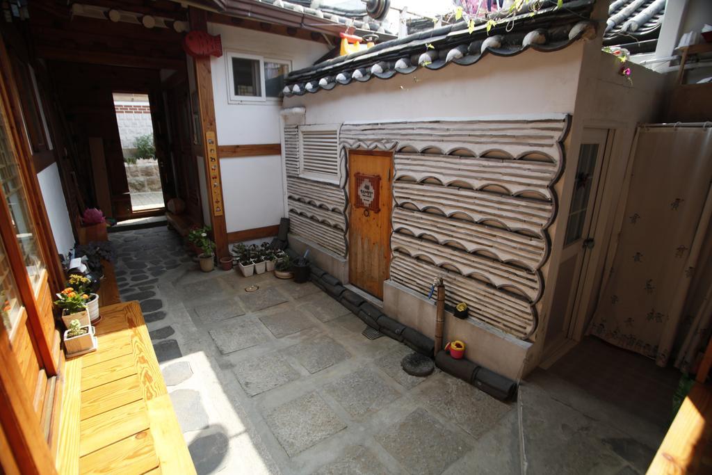 Inwoo Guesthouse 2*