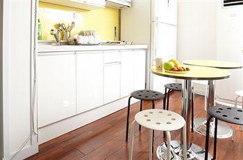 24 Station Guest house