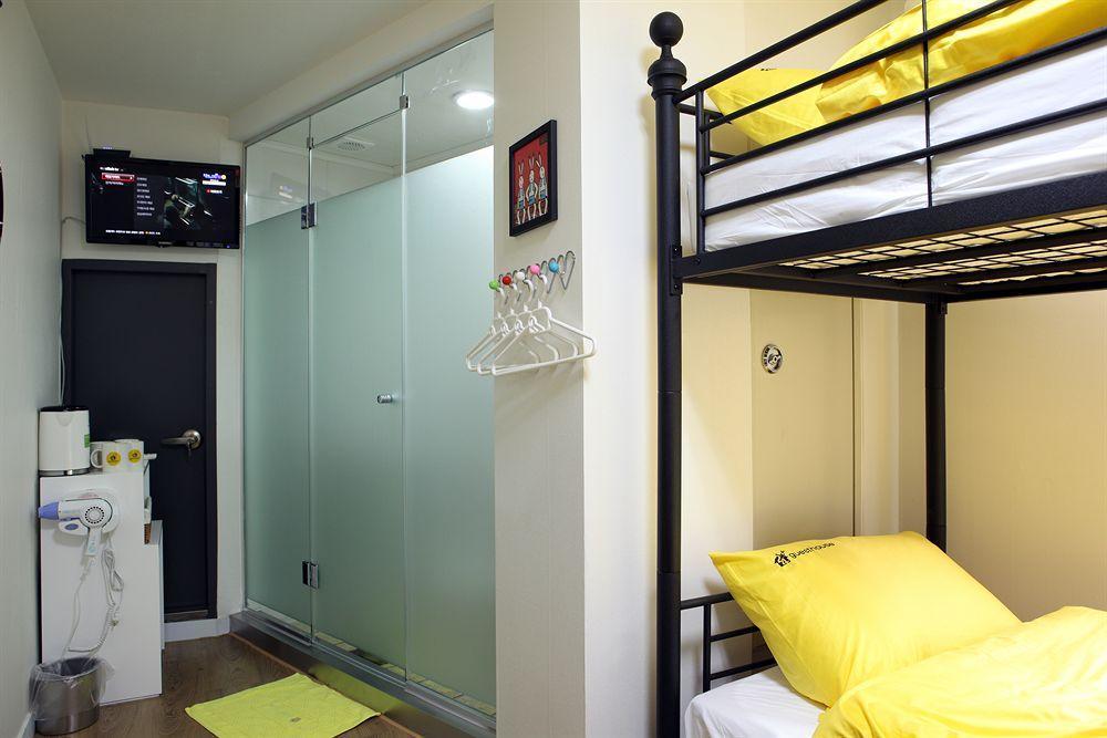 24guesthouse Myeongdong Hotel 2*