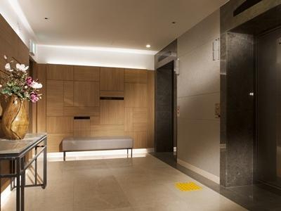 Travelodge Myeongdong Namsan Hotel