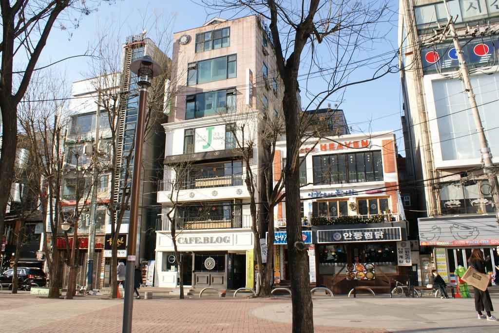 J Seoul