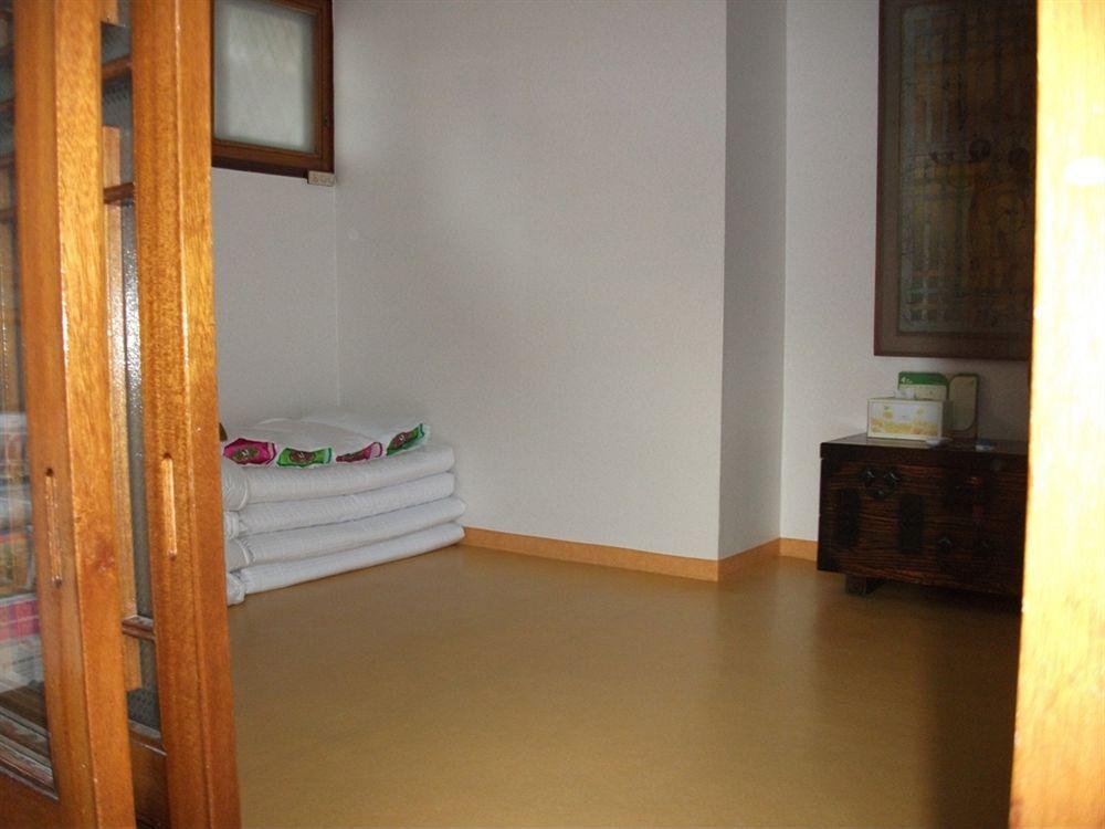 Guest house Hyosunjae Hanok Seoul