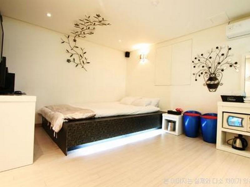 Stylish Ditto Sinchon Seoul