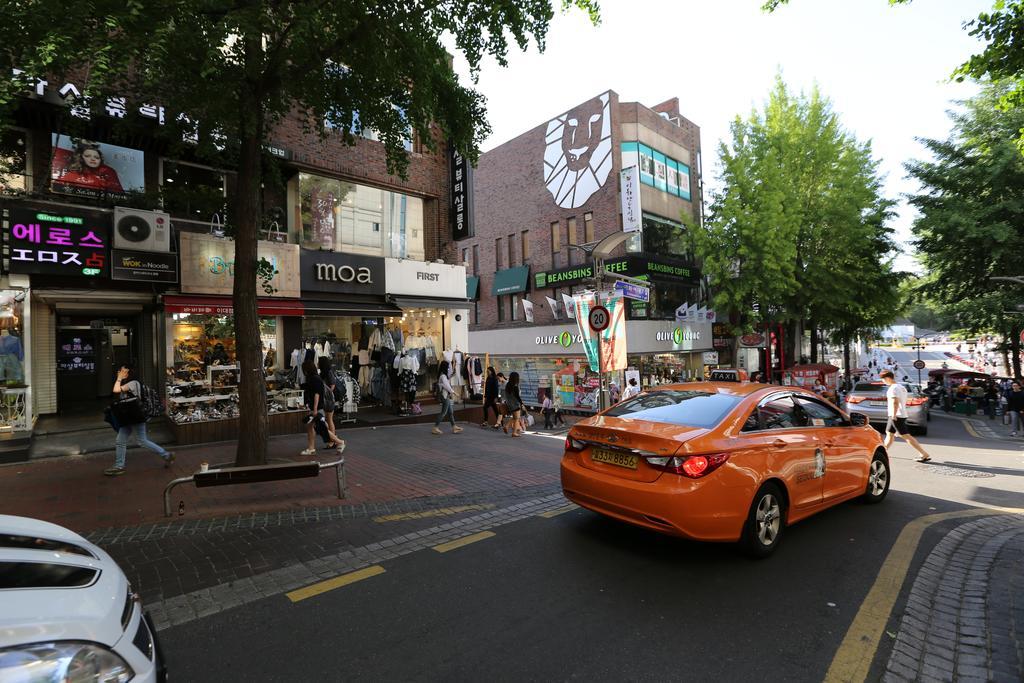 Philstay Ehwa Boutique - Female Only * Seoul