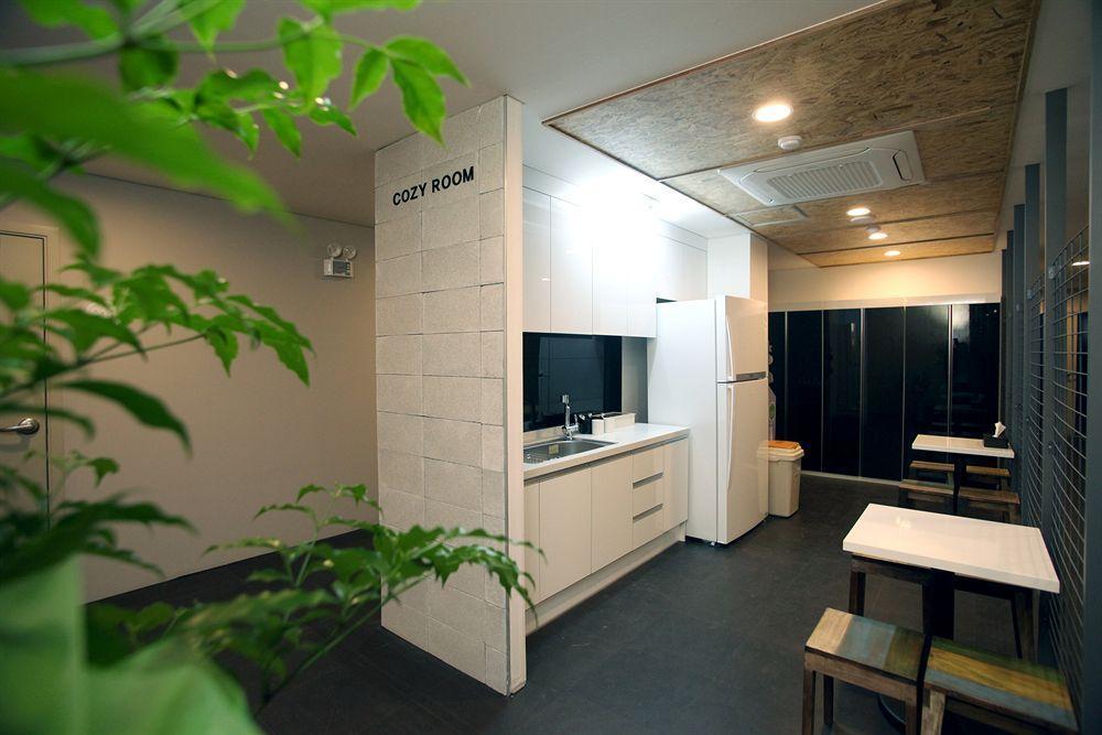 Kstar Metro Hotel