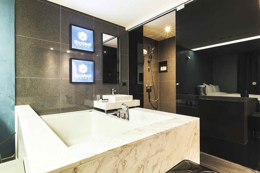 Richwell Seoul