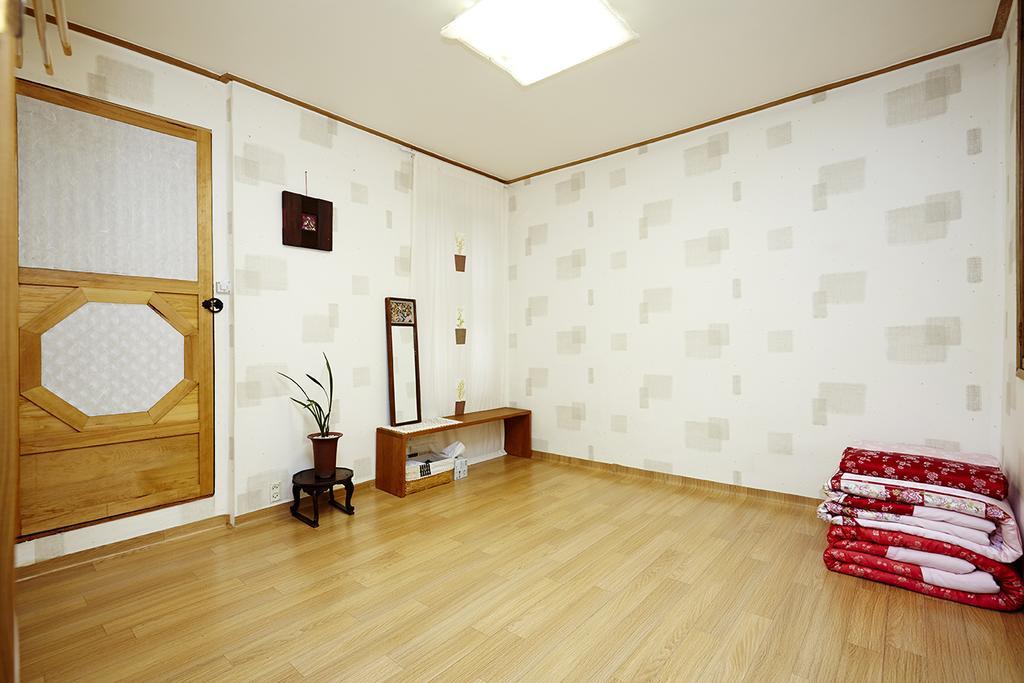 Vine Hanok Guest house