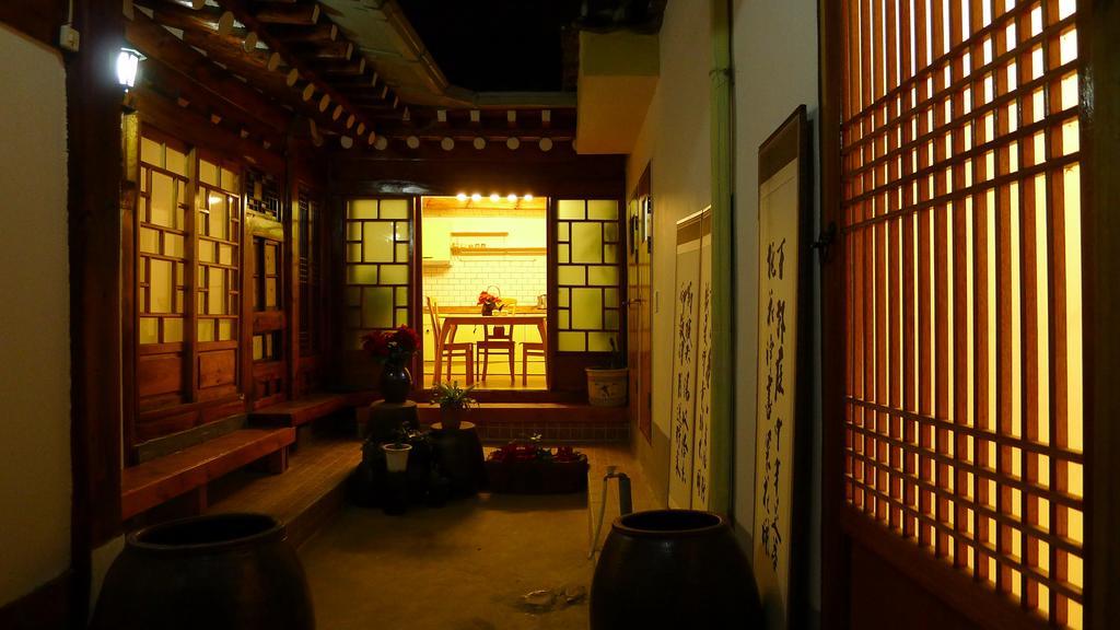 Hanok 202 Guest house 2*