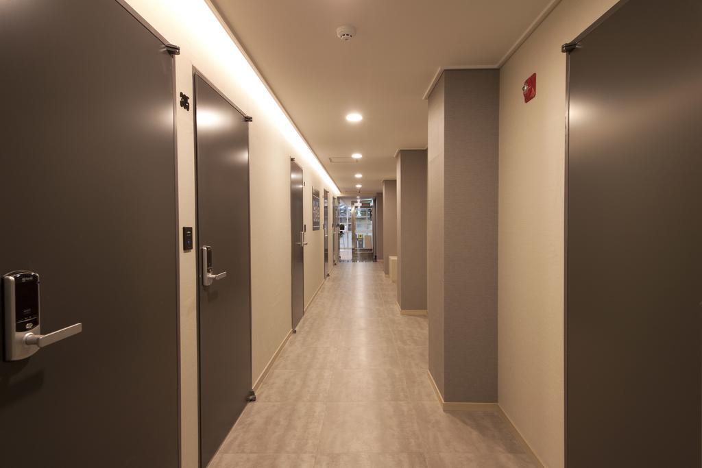 Hostel Oyo Hostel Myeongdong 1 *