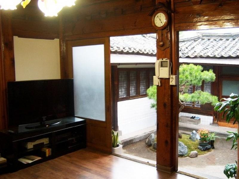 Sophia Hanok Guest house 3*