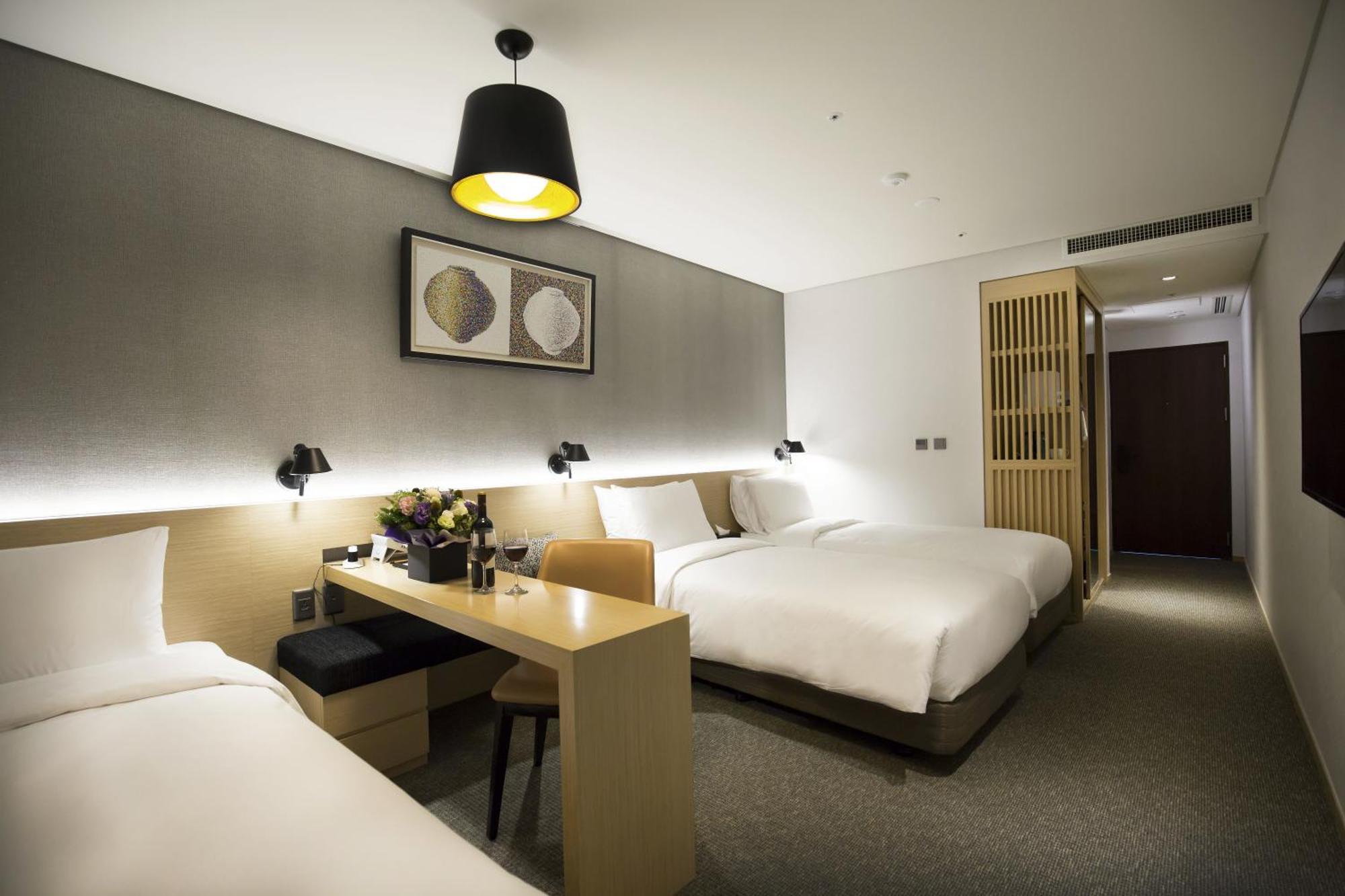 Arirang Hill Dongdaemun Hotel 4*