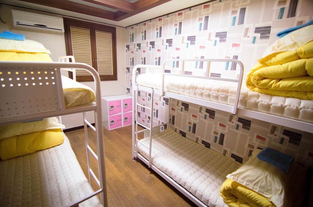 Hong Dongdaemun Hostel *