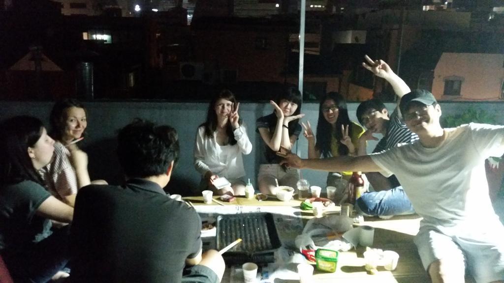 Hostel Able Hongdae *