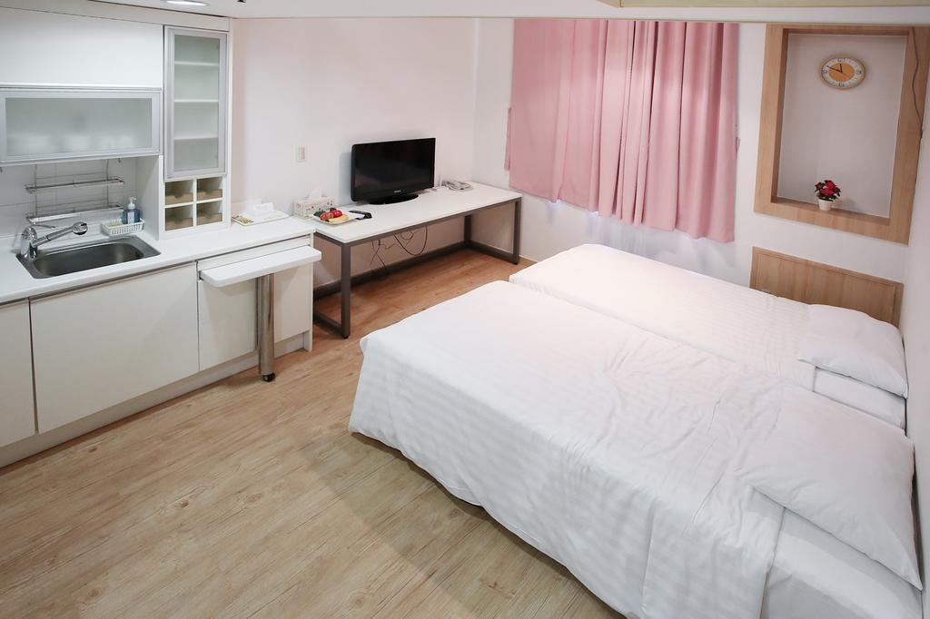 Apartment Gangnam Coop