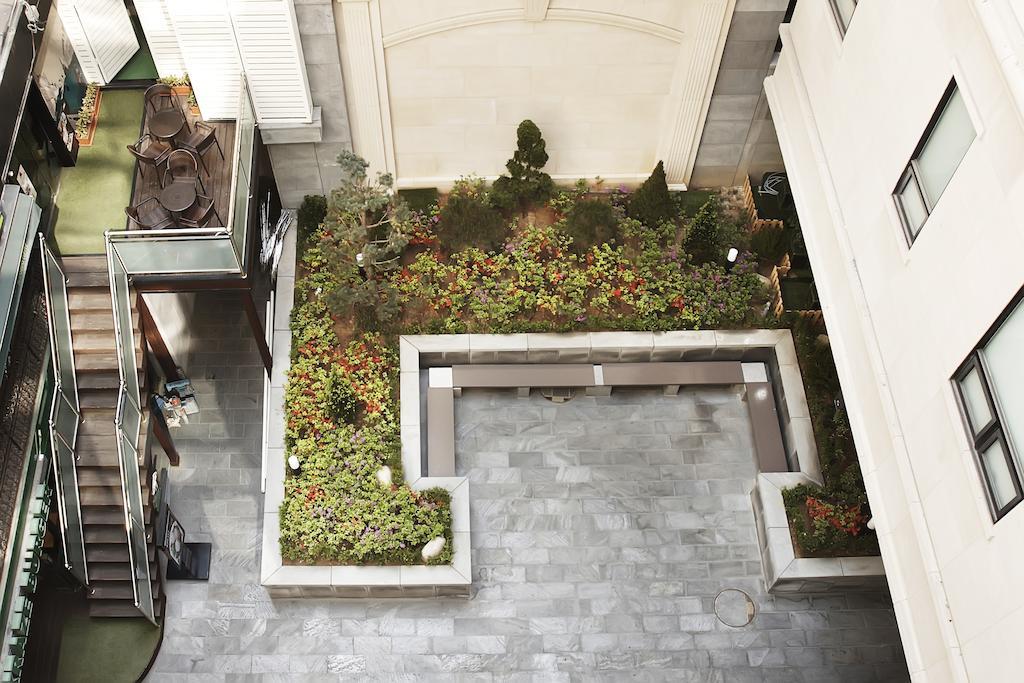 Hotel Savoy Myeongdong 3*
