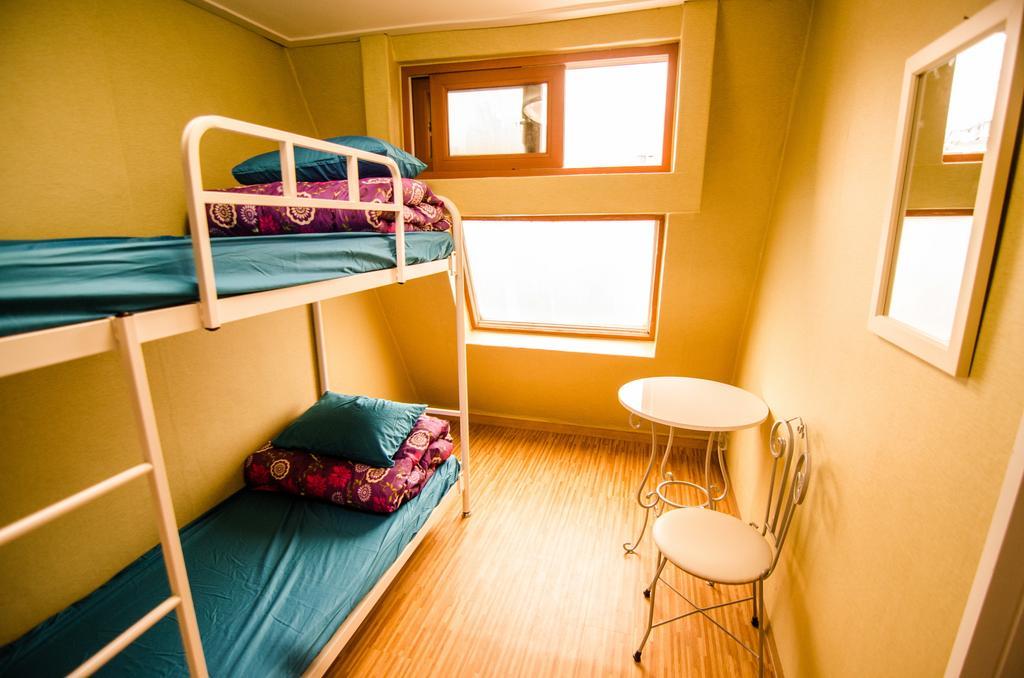 Guest house Kimchee Sinchon