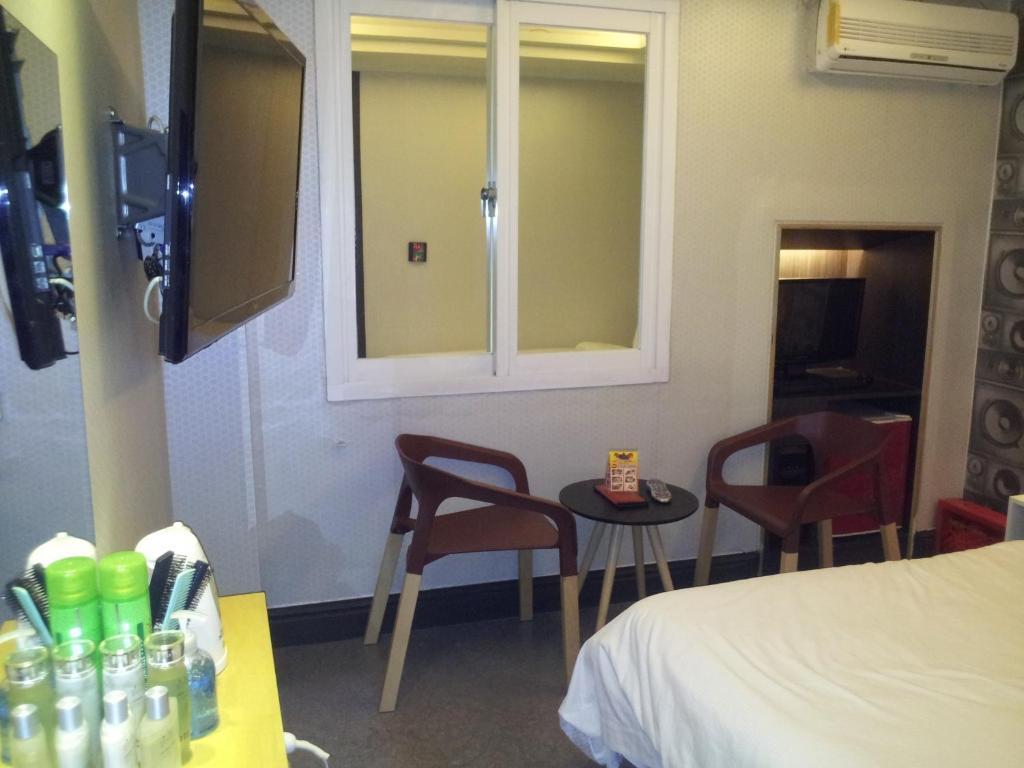 M Motel 2*