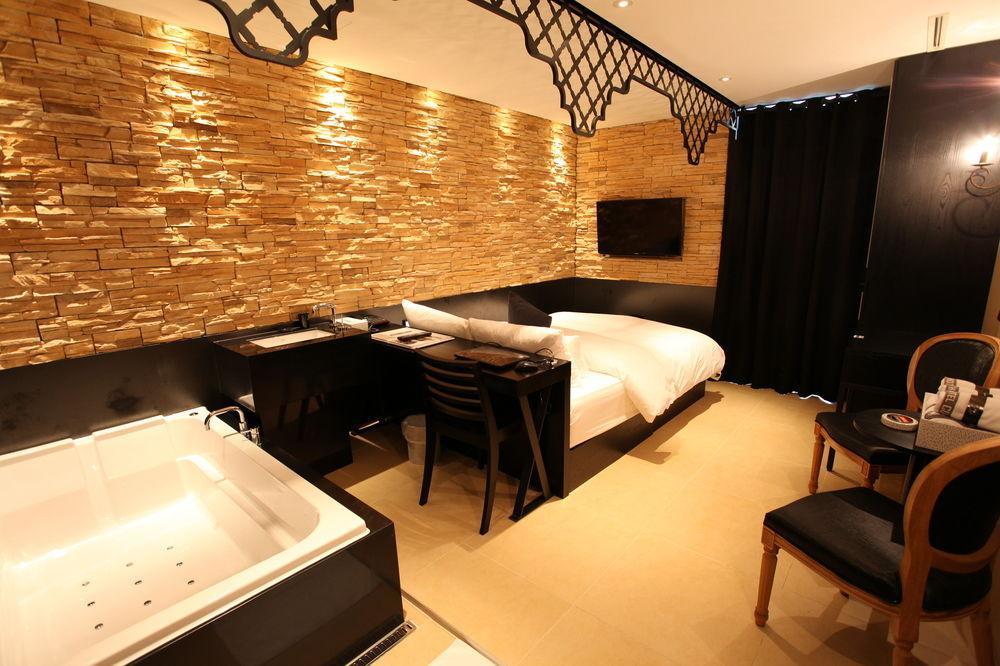 Hotel Cullinan Jongno 3*