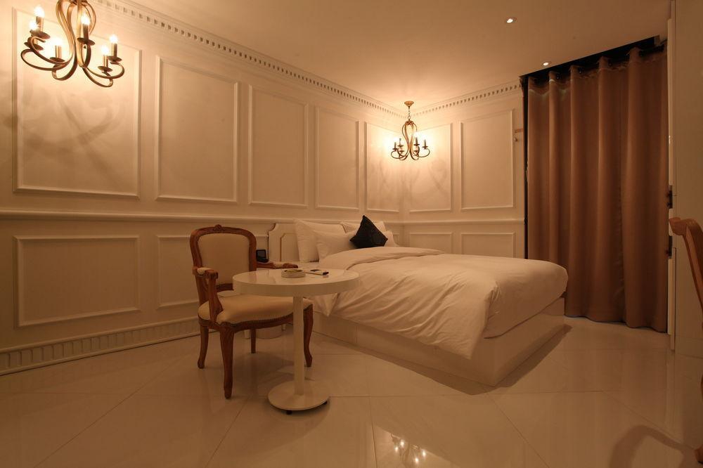 Hotel Cullinan Jongno 3*
