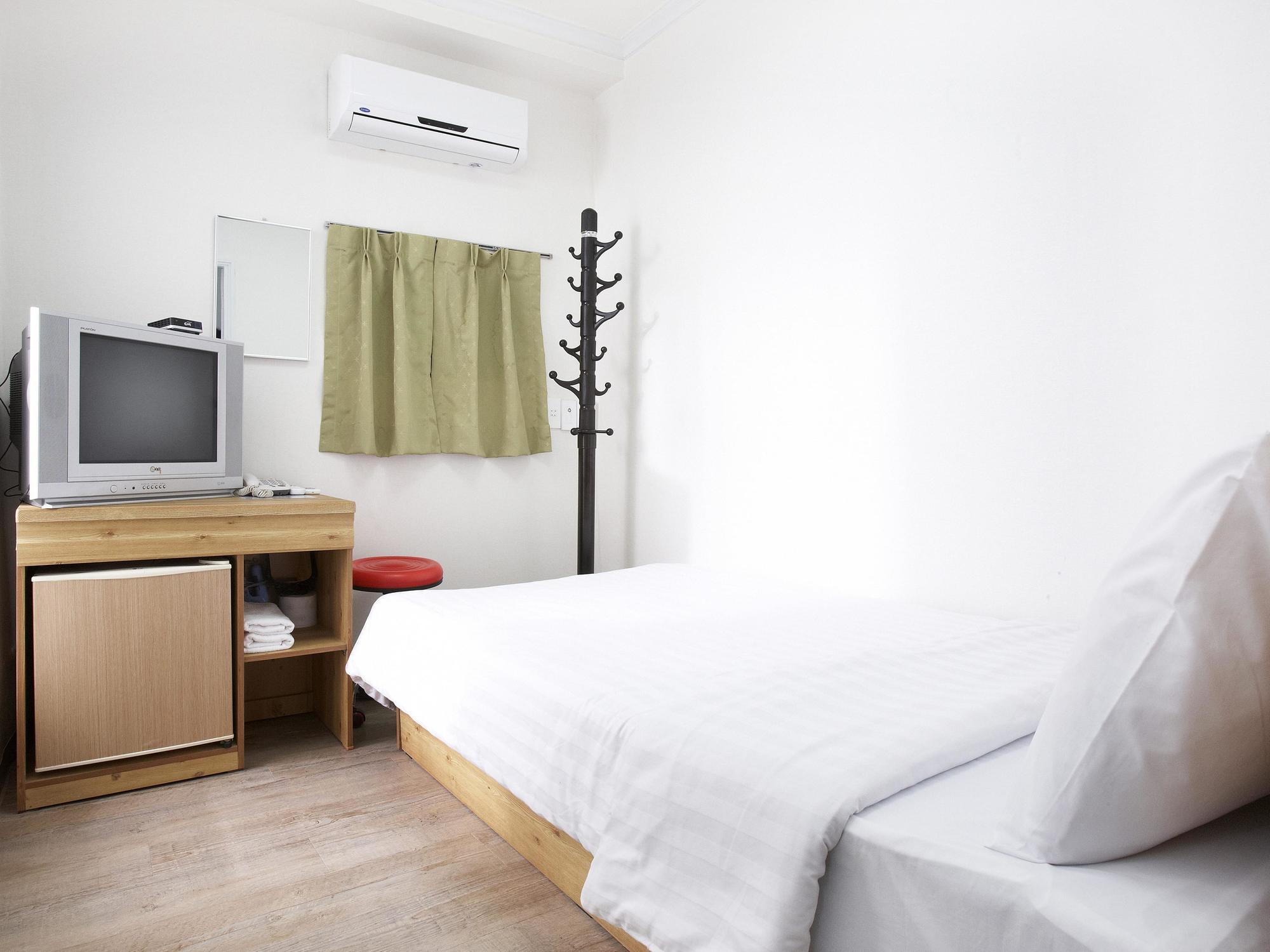 Hotel 24guesthouse Myeongdong 2*
