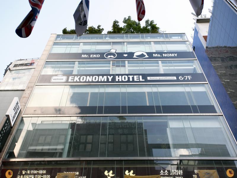 Ekonomy Myeongdong Premier
