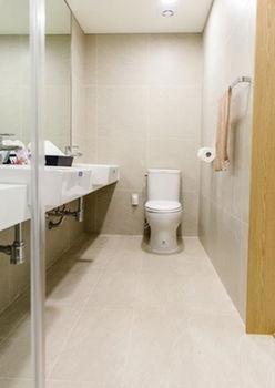 Hotel Khan 3*