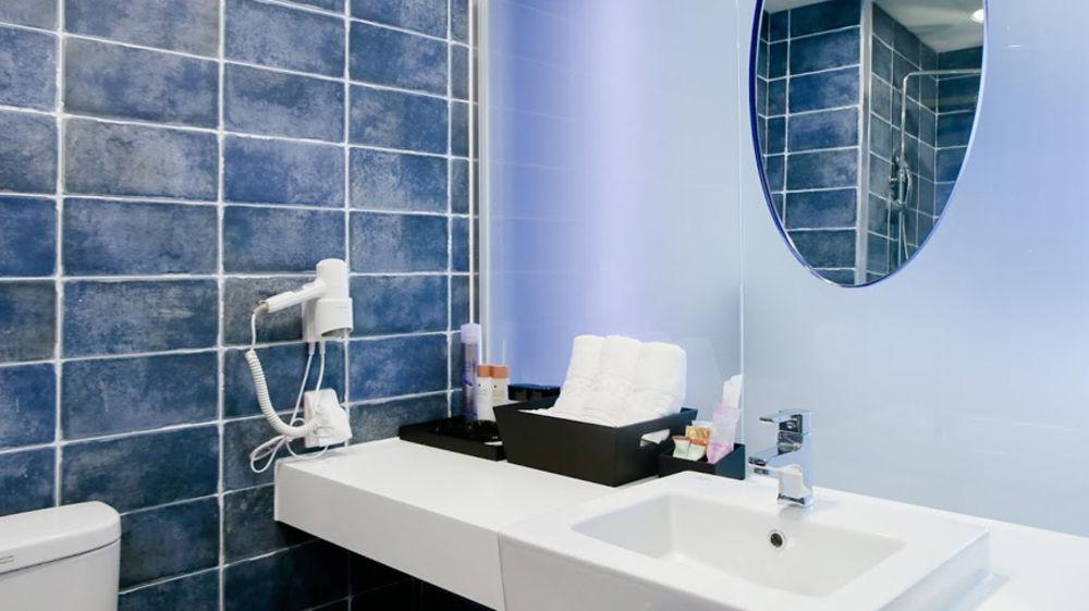 Hotel Khan 3*