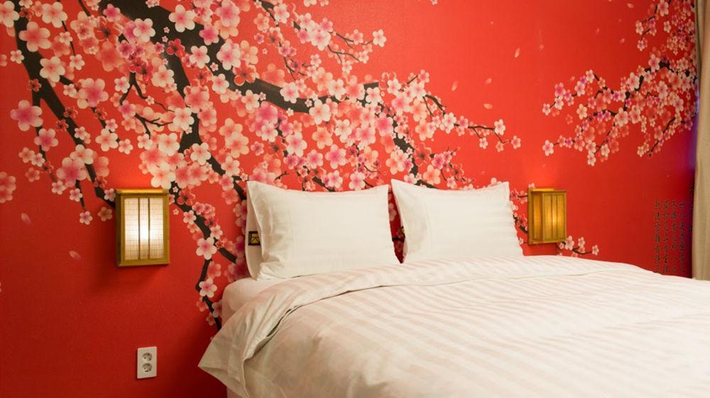 Hotel Khan 3*