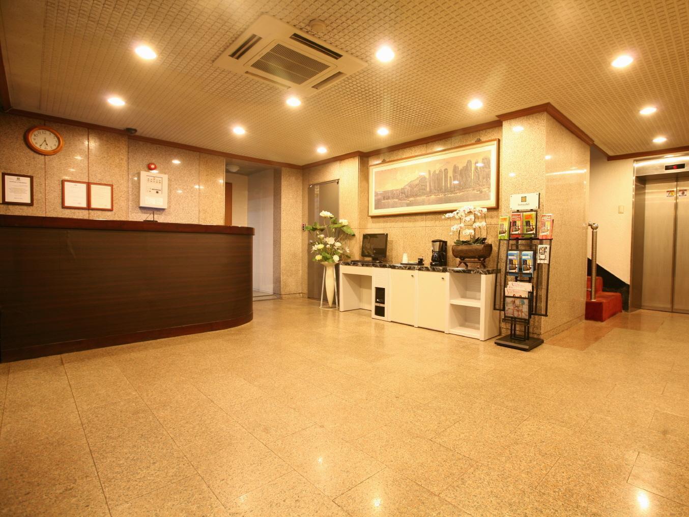 New World Hotel 2*