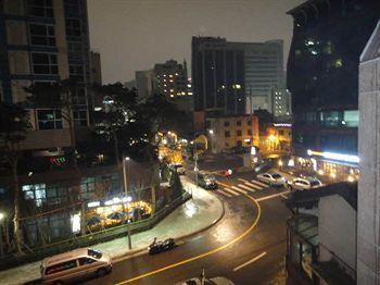 New Myeongdong Guest house *