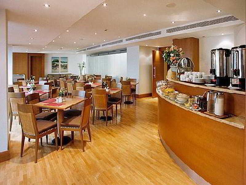 Tourist Hotel