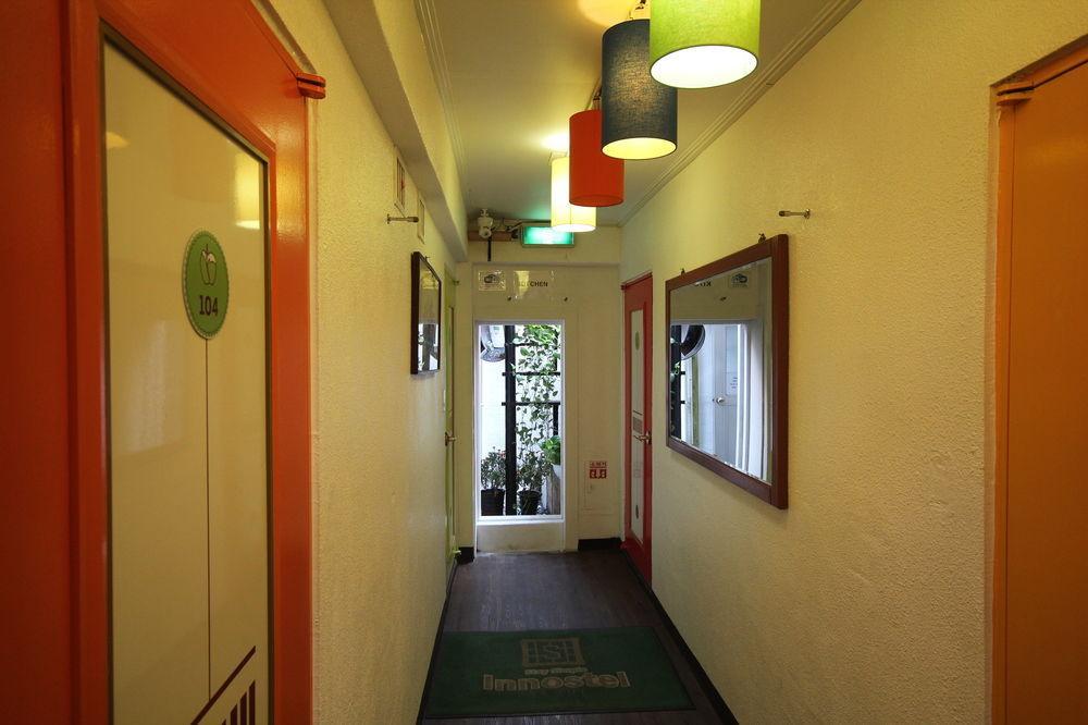 Apple Backpackers Hostel