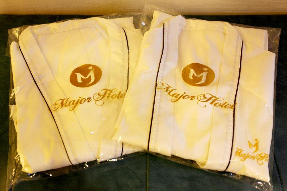 Major *