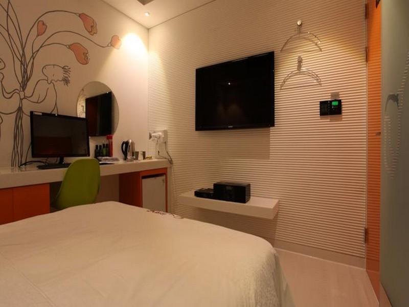 Crossing Hotel 2*