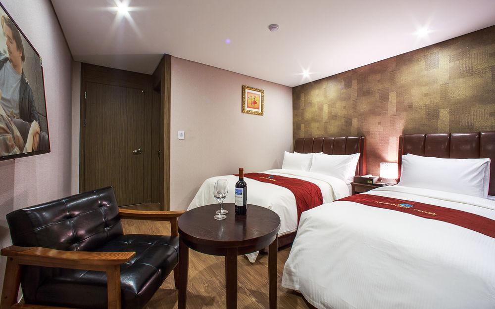 Harmony Hotel