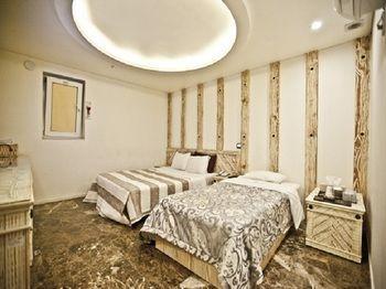 Star Hotel