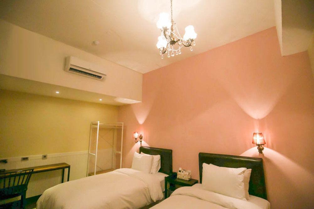 648 Hotel 2*