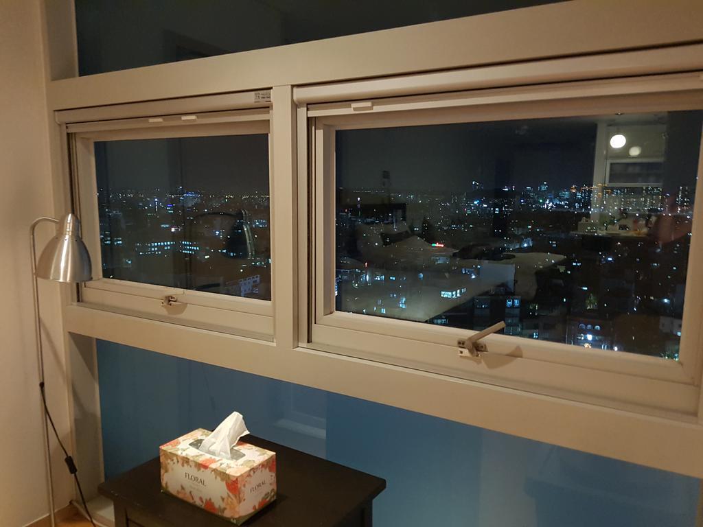 Apartment Hongdae Metro *