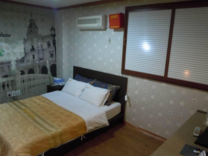 Hotel Petercat Shinchon 3*