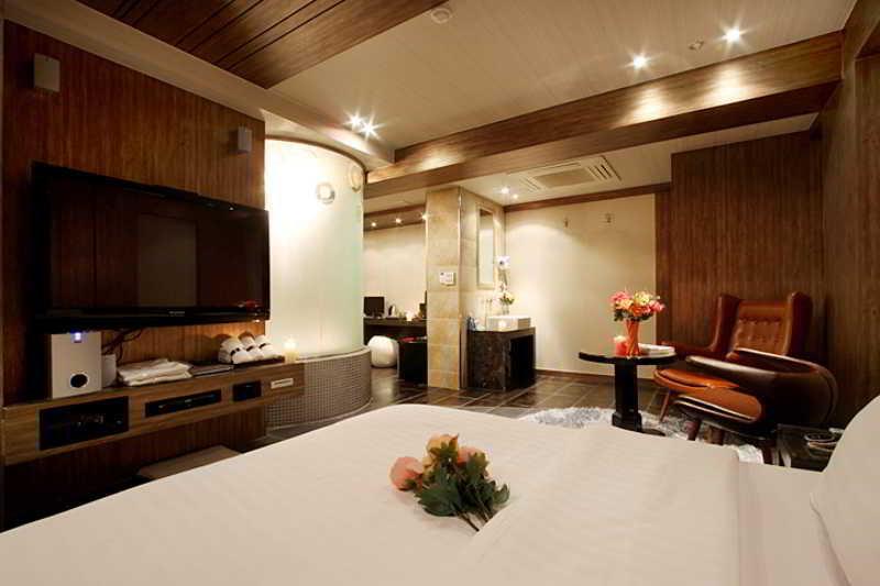Hip Motel