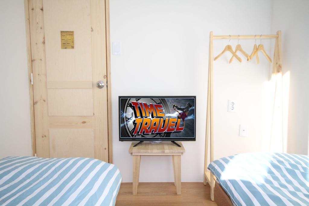 Time Traveler Relax Hongdae Guest house Seoul