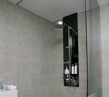 Hotel Tria Business & Boutique 3*